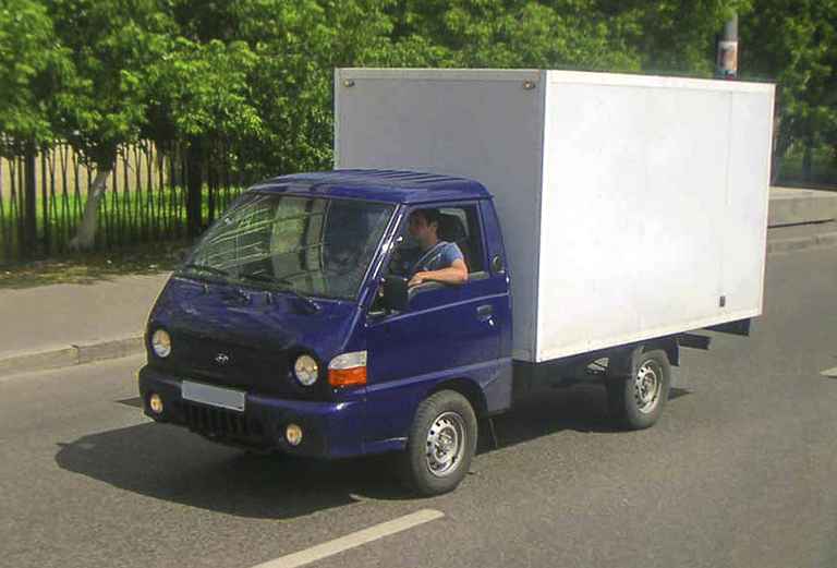 Заказ грузового автомобиля для транспортировки мебели : домашние вещи из Красноярска в Таганрог